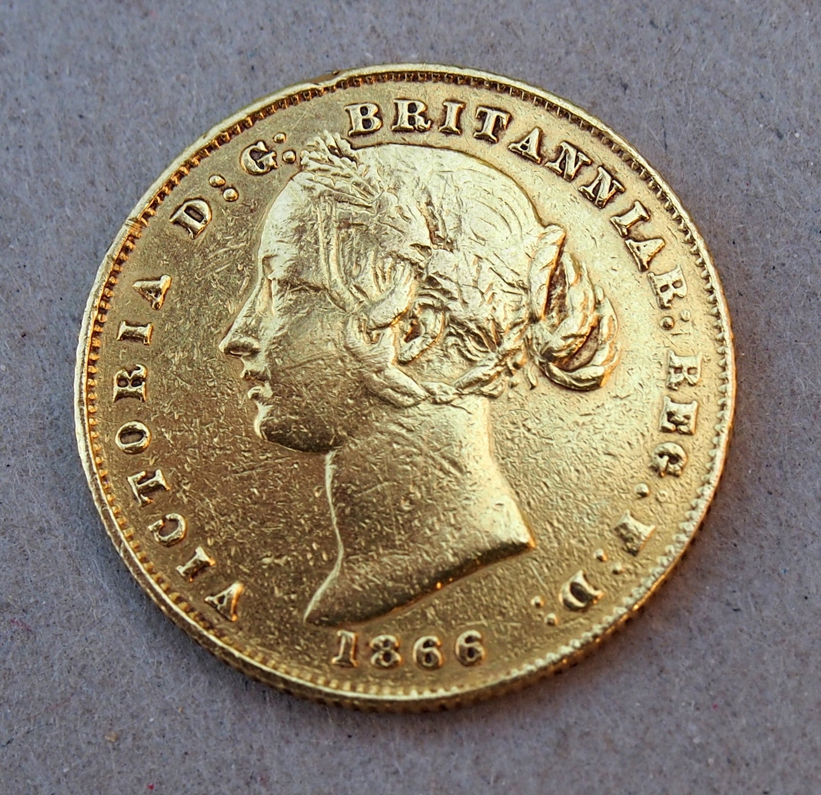 Australia 1 Sovereign 1866 Gold Coin KM# 4 Sydney Mint